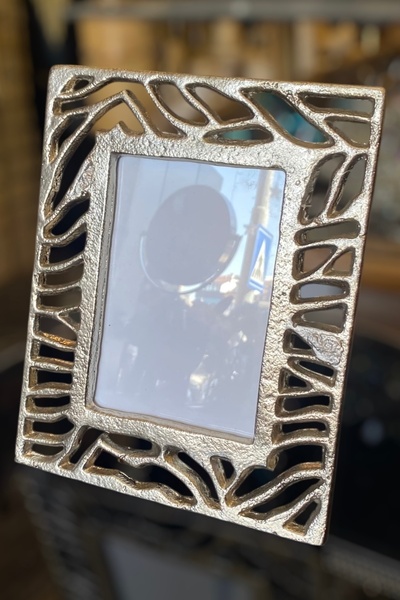 LEMİ DEKORASYON Peacock Döküm Gümüş Fotoğraf Çerçevesi 26*21 Cm