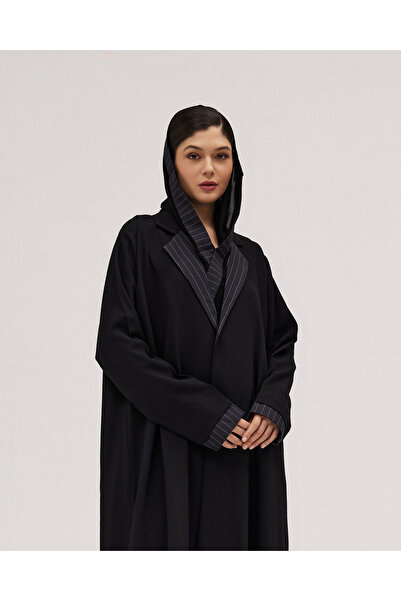 SOROSE SA عباية لف سوداء كوبرا نص كلوش بياقة قلاب مقلمة ولون كحلي