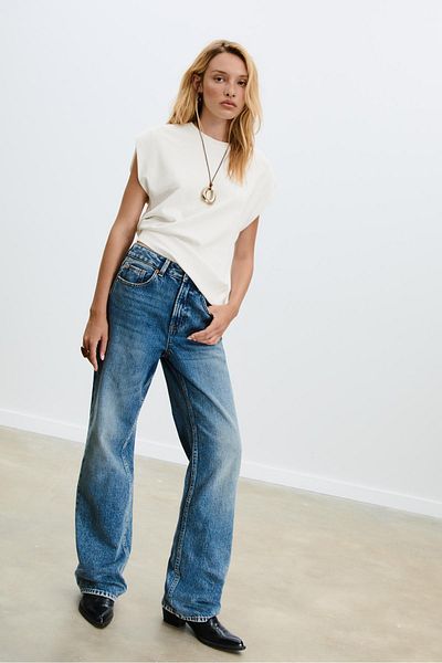 Stradivarius Basic sleeveless T-shirt