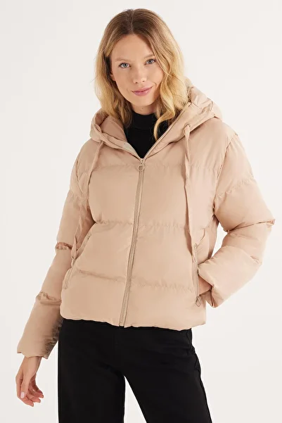Tudors Women's Regular Fit Classic Cut Hooded Puffer Beige Coat