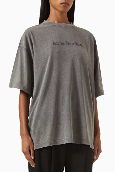 Acne Studios تي شيرت من القطن العضوي - رمادي - شعار غامض - قصة مريحة - 100% قطن عضوي