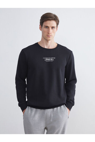 LC Waikiki اختيارات متألقة من متجر شاينينج |   سويت شيرت رجالي مطبوع برقبة دا...