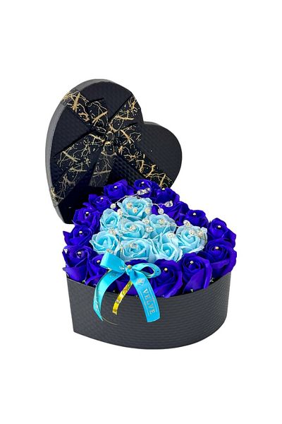 velve Aranjament Brilliant Heart, 23 trandafiri sapun si accesorii perlate, cutie inima, Albastru-Bleu