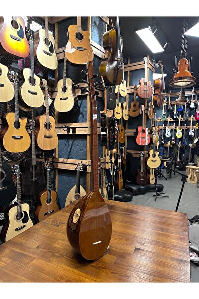 PENA MÜZİK Uzun Sap Profesyonel Ceviz Ağacı Cura 28 Tekne Jak Girişli