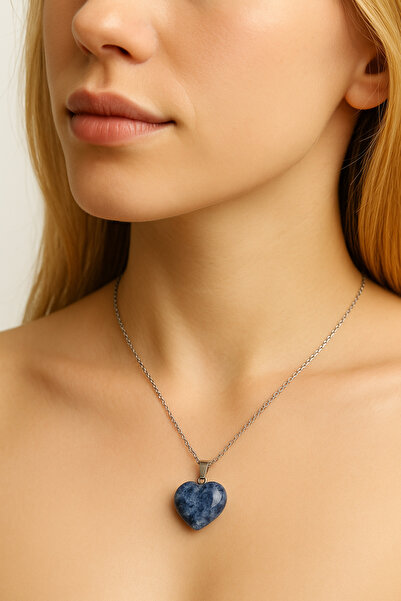 LOVELOTUS قلادة نسائية خاصة من الكوارتز الأزرق الطبيعي على شكل قلب بتصميم أنيق
