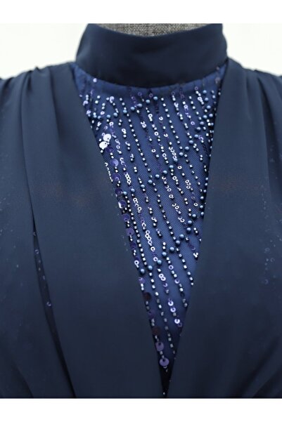 ALPACO Βραδινό φόρεμα από σιφόν με λεπτομέρειες από χάντρες και πούλιες - Ναυτικό