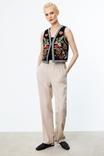 ON Вишитий бісером бавовняний жилет