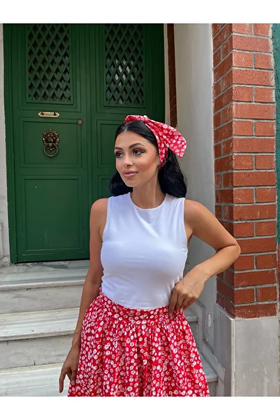 KÜÇÜĞÜM BUTİK Red Daisy Patterned Bandana with Tie Detail