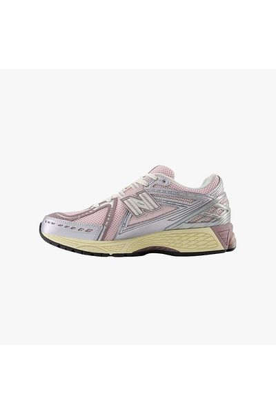New Balance 1906R „Argint cu zahăr roz”