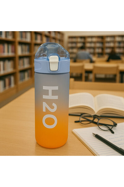 Tohana H2O Pastel Colored Plastic Flask with Handle and Lid 670ml Water Bottle