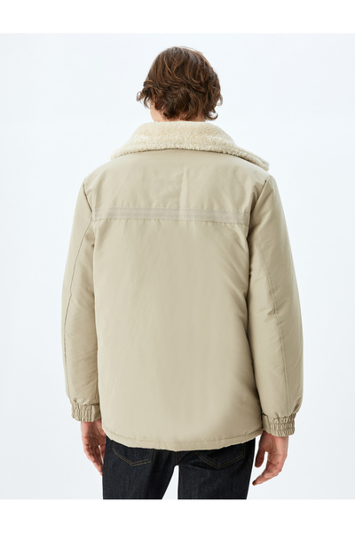 Koton Пухена яке с плюшена яка, тясна кройка, джобове, цип