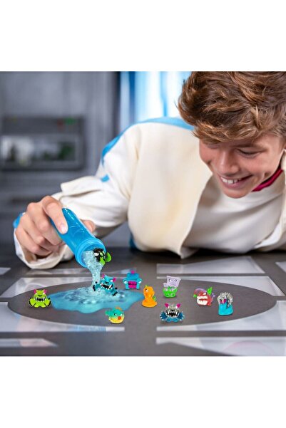 moose Mr. Beast Lab Swarms - Set of 12 Figures