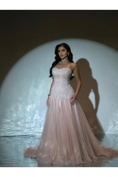 SHOK Sheikha's dress