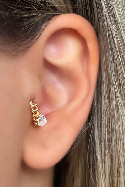 TAKIŞTIR Altın Renk Taş Detaylı Çelik Halka Tragus/Kıkırdak Küpe/Piercing (Tek)