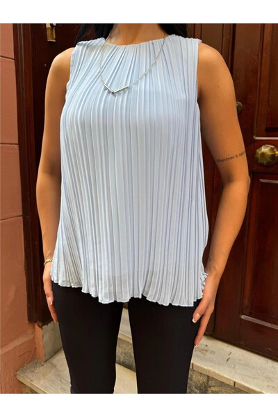 STİLVİA Baby Blue Lined Pleated Sleeveless Blouse