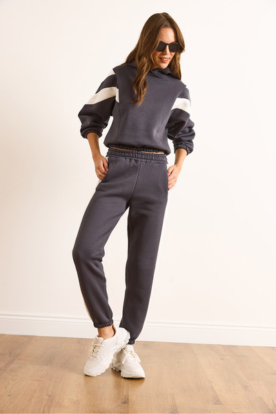 Olalook Γυναικείο Σετ Φούτερ με λεπτομέρεια καπνιστή ρίγα ETKM-0000070