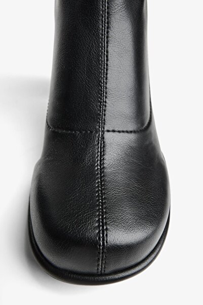 Bershka Kalın topuklu bot