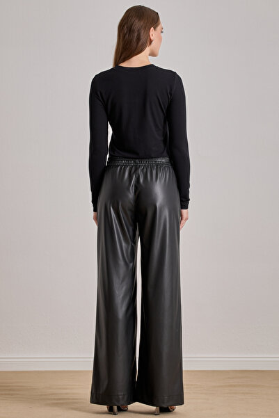 Guitar Bol Kesim Siyah Deri Pantolon