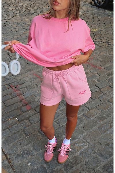 The Champ Clothing Comfortable Fit Oversize Basic Shorts with Pockets – the End Street Style