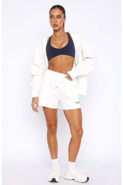 The Champ Clothing Comfortable Fit Oversize Basic Shorts with Pockets – the End Street Style