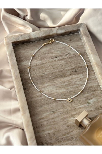Le'sluette shadow of style Eye Charm Detailed Sand Bead Necklace