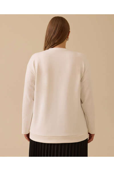 Gala-Xi Plus Size Embroidery Detailed Beaded Sweatshirt