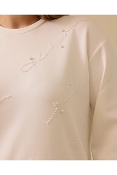 Gala-Xi Plus Size Embroidery Detailed Beaded Sweatshirt