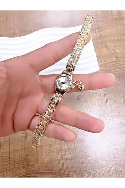 LOOQ Mimimal Women's Wristwatch with Heart Figure