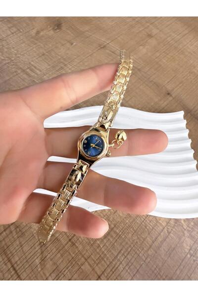 LOOQ Mimimal Women's Wristwatch with Heart Figure