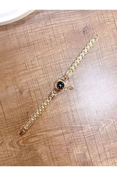 LOOQ Mimimal Women's Wristwatch with Heart Figure