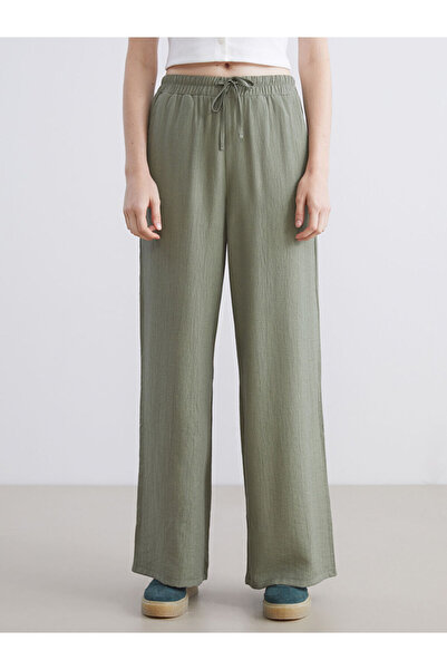 LC Waikiki Quality Parts from Celebi Store |   Textured Wide Leg Women's Trousers with Elastic Waist