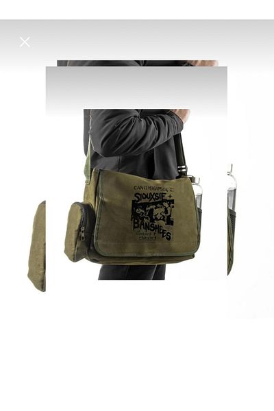 DENOKMODA Siouxsie Banshees Printed Unisex Green Messenger Bag