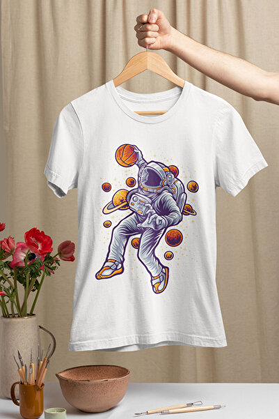 Bigonya Basketball Player Astronaut Printed, Unisex Design T-Shirt