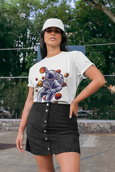 Bigonya Basketball Player Astronaut Printed, Unisex Design T-Shirt