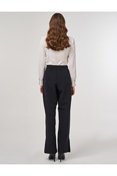 Kayra Yırtmaç Detaylı Kumaş Pantolon Siyah