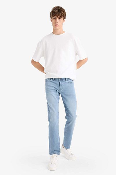 DeFacto Pedro Slim Fit Tight Fit Regular Waist Narrow Leg Jean Pants F9814Ax25Au