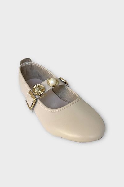Liger Women's Pearl and Seal Accessory Banded Ballerinas Cream