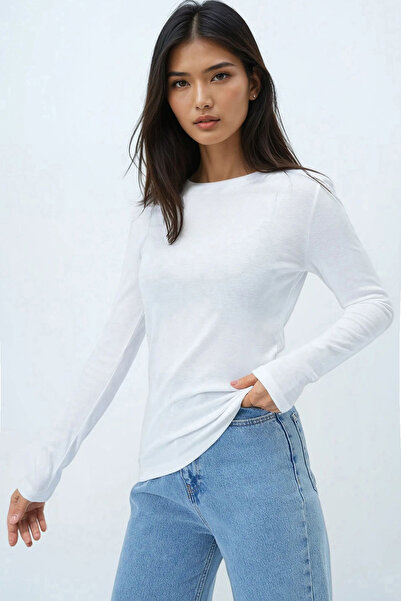 Trend Alaçatı Stili Women's White Crew Neck Basic Blouse Alc-X14389