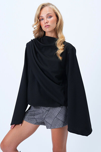 Trend Alaçatı Stili Schwarze Damenbluse mit Rundhalsausschnitt und breitem Schnitt und selbstwickelndem Detail Alc-X14420