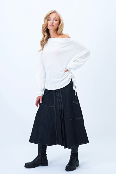 Trend Alaçatı Stili Women's White Degaje Collar Side Freeze Bat Sleeve Wide Cut Blouse Alc-X14399