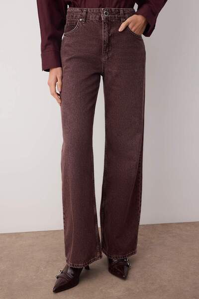 Trendyol Collection Burgundy High Waist Vintage Wash Custom Color Denim Wide Leg Jeans Twoaw26Je00110