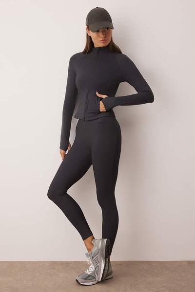 Trendyol Collection Anthracite Diver/Scuba ύφασμα πλεκτό αθλητικό μπουφάν THMAW26SK00004