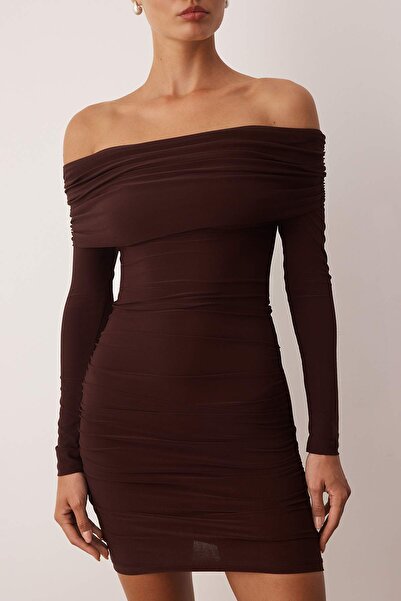 Trendyol Collection Brown Straight Carmen Collar Bodycone/Fitted Ribbed Stretchy Mini Knitted Dress Twoaw26El00036
