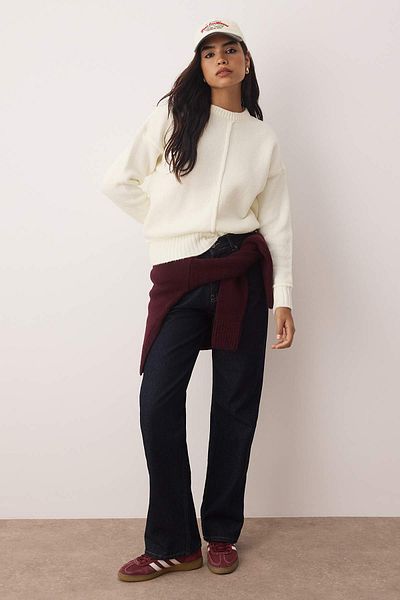 Trendyol Collection Ecru Soft Textured Wide Fit Stitching Detailed Knitwear Sweater Twoaw26Kz00075