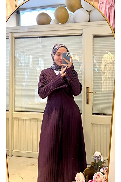 HENZA Mor piliseli elbise