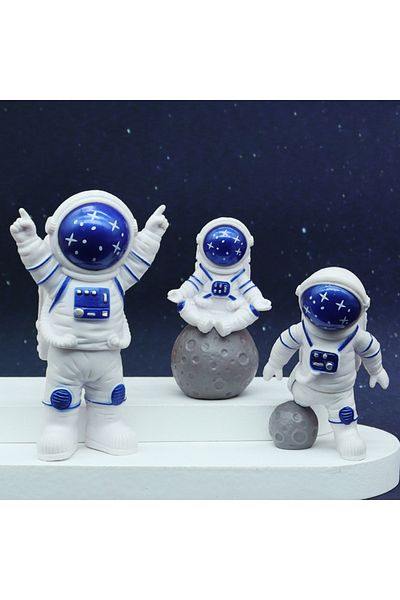 Choice Blue 3Pcs 3Pc Astronaut Decor Anime Figure and Moon Home Decor Resin Astronaut Action Statue Room O
