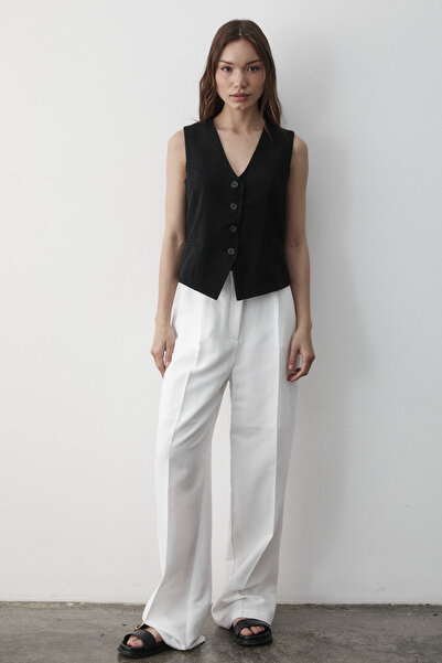 JASTE Women's Black Lined Button Detailed Linen Vest