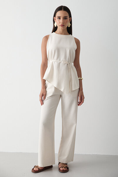 JASTE Kadın Bej Keten Bisiklet Yaka Yelekli Kuşaklı Pantolon Takım