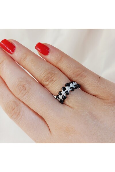 Crystal Atelier Unisex Siyah Beyaz El Yapımı Ayarlanabilir Makrome Örgü Taraftar Yüzük-Kum Boncuklu Beşiktaş Yüzük