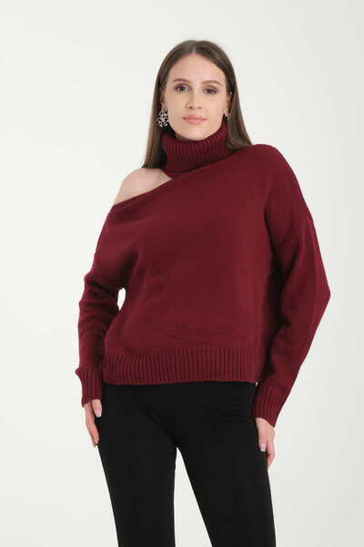 İLKCET MODA Shoulder Detail High Neck Oversize Sweater